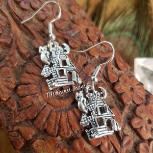 Haunted House Halloween earrings ♠︎ Horror ♥︎ Gothic ♠︎ 666 ♥︎Goth ♠︎ Witchy ♠︎